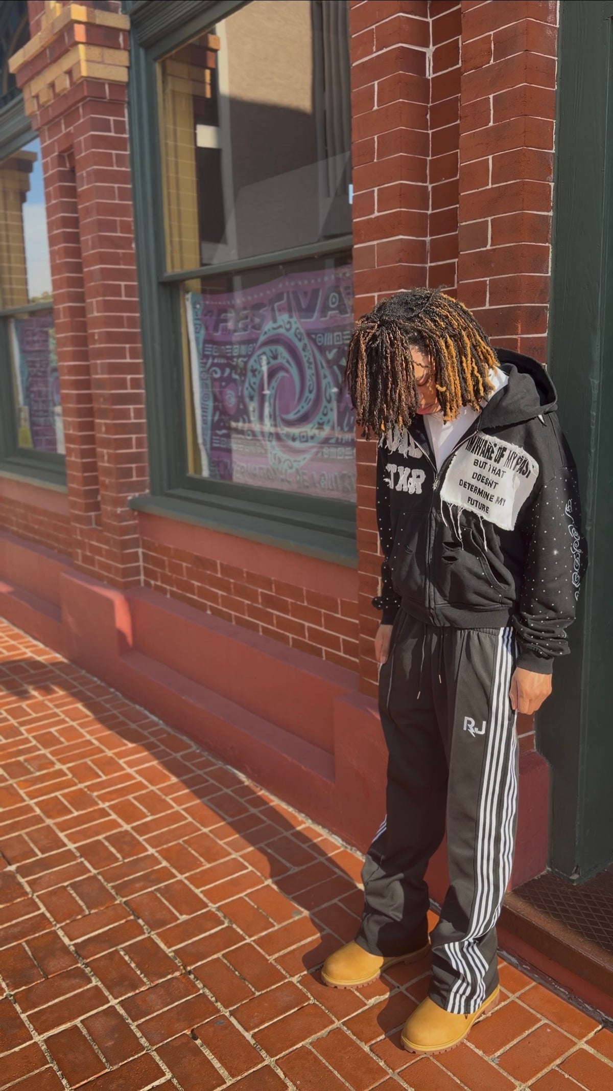 VOIDSTXR “I’m Aware Of My Past” Rhinestone Zip-Up (BLACK)